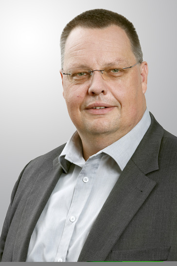 Holger Koch, stellvertretender Geschäftsführer des Fachverbandes Schloss- und Beschlagindustrie hat jetzt die aktuellen Umfrageergebnisse bekannt gegeben.  - © FVSB
