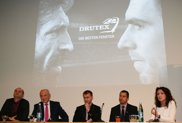 Aufnahme von der Pressekonferenz in Nürnberg. - © Daniel Mund / glaswelt.de
